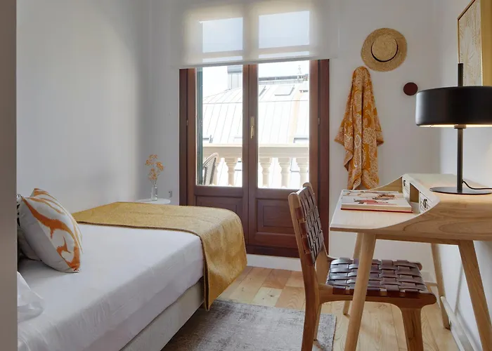 Amuitz By Feelfreerentals